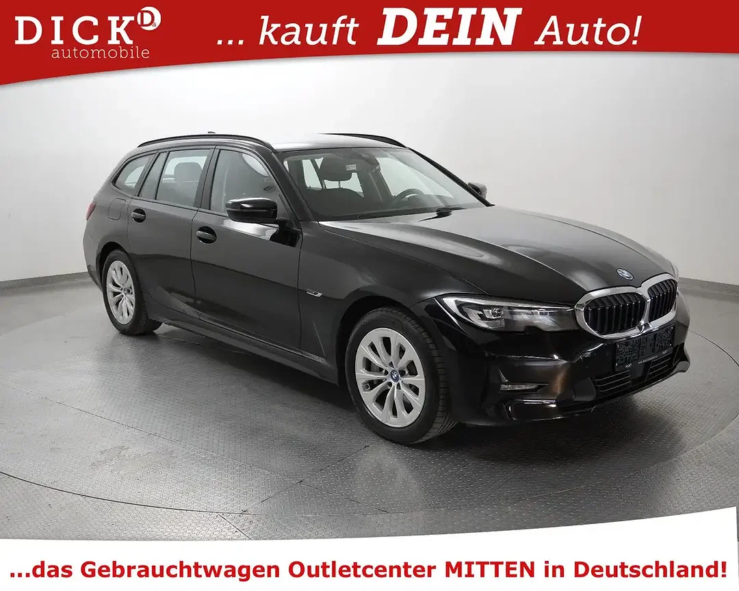 BMW 330 AUT - Afbeelding 1