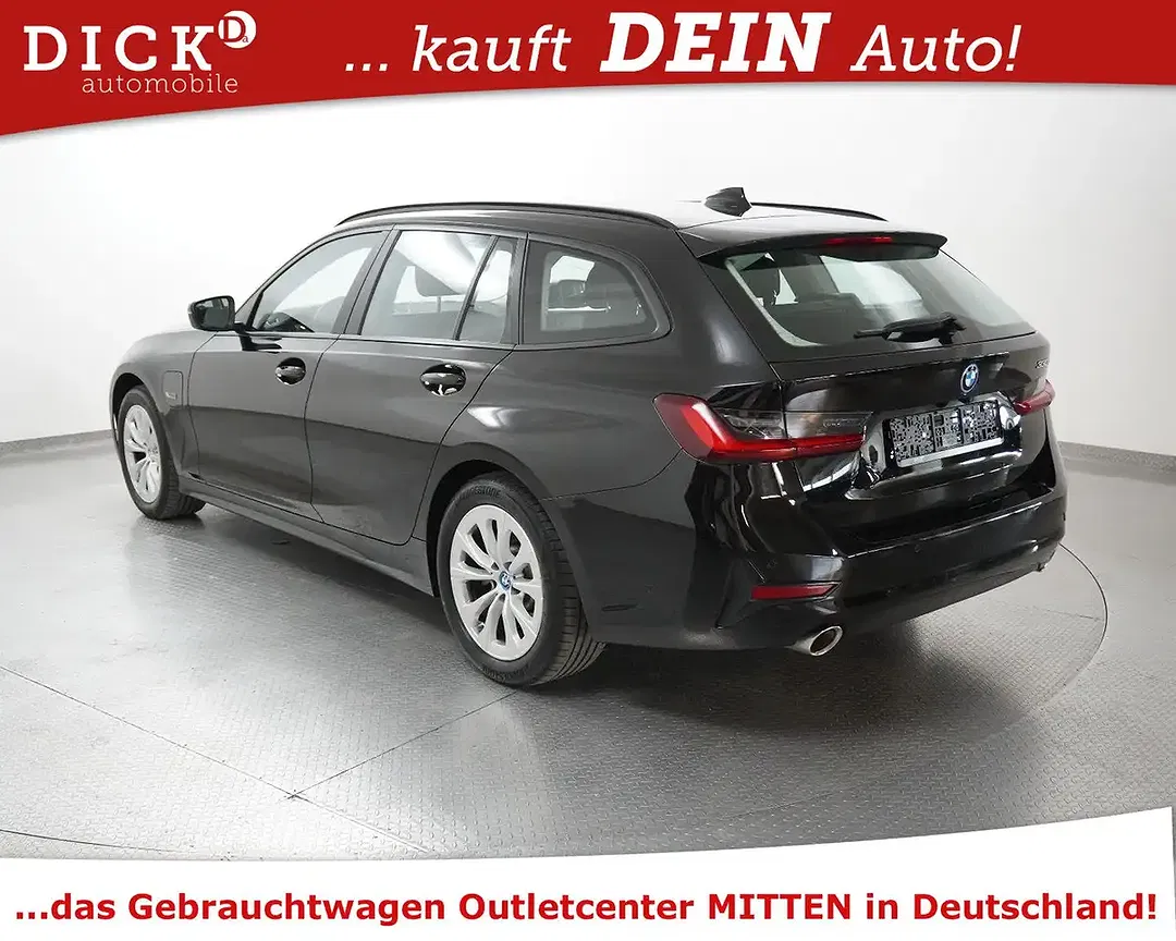BMW 330 AUT - Thumbnail 6