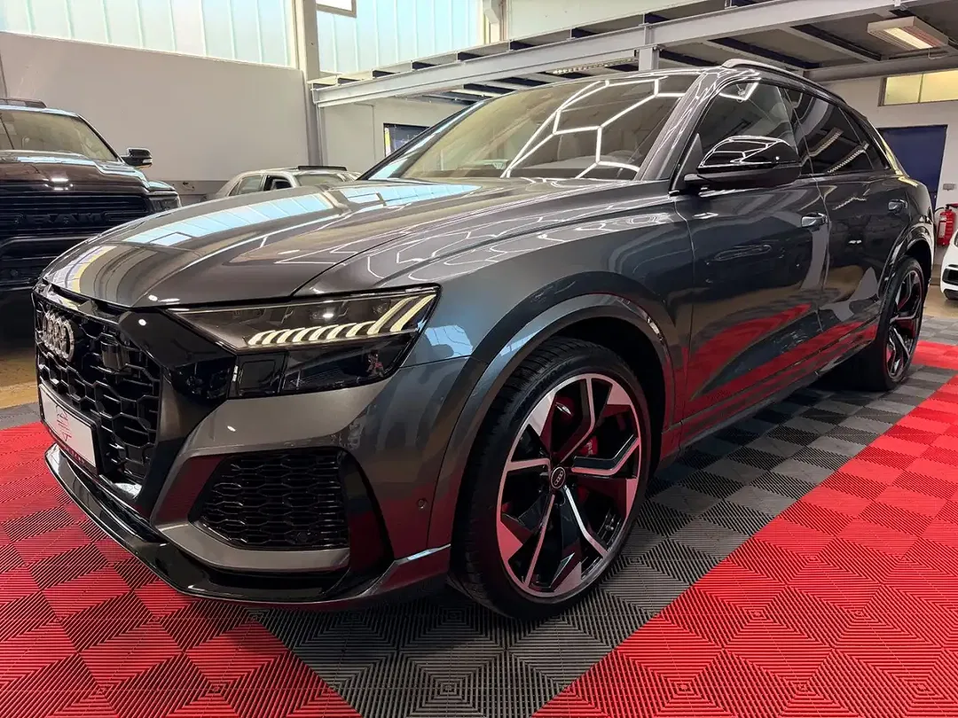 Audi RS Q8 4.0 TFSI quattro Matrix LED - Thumbnail 4