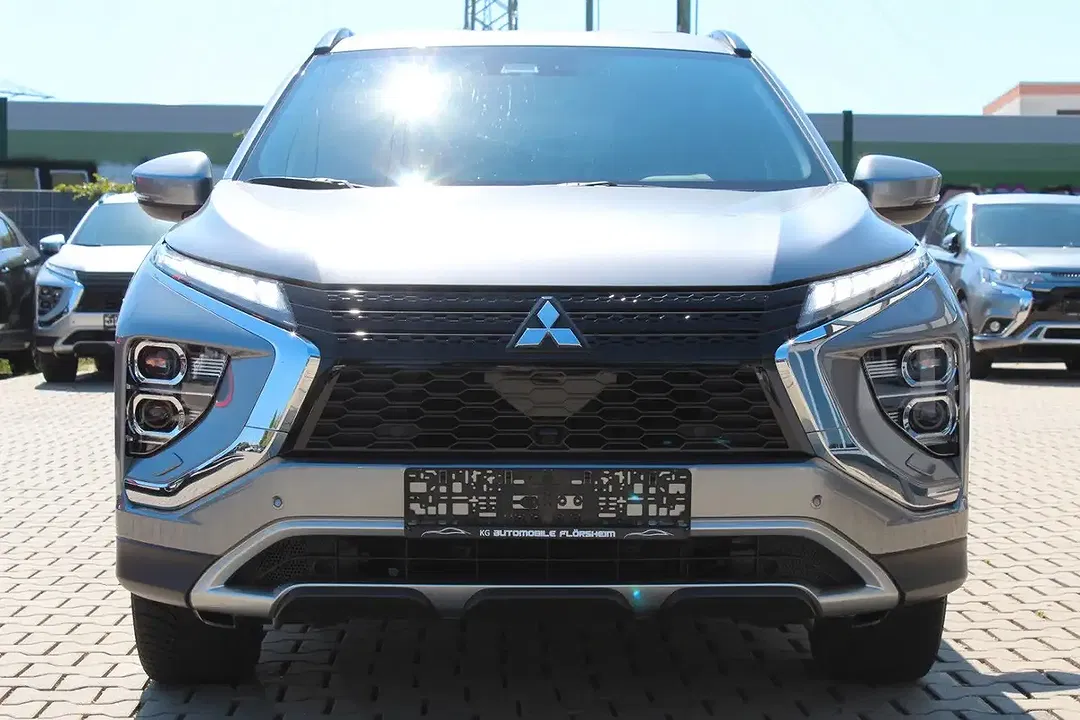 Mitsubishi Eclipse Cross 2.4 4WD Plus - Thumbnail 3