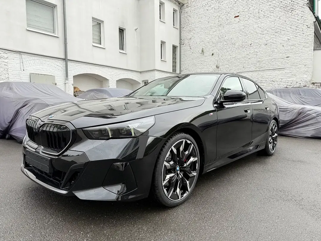 BMW 520 xDrive M Sport Pro - Thumbnail 11