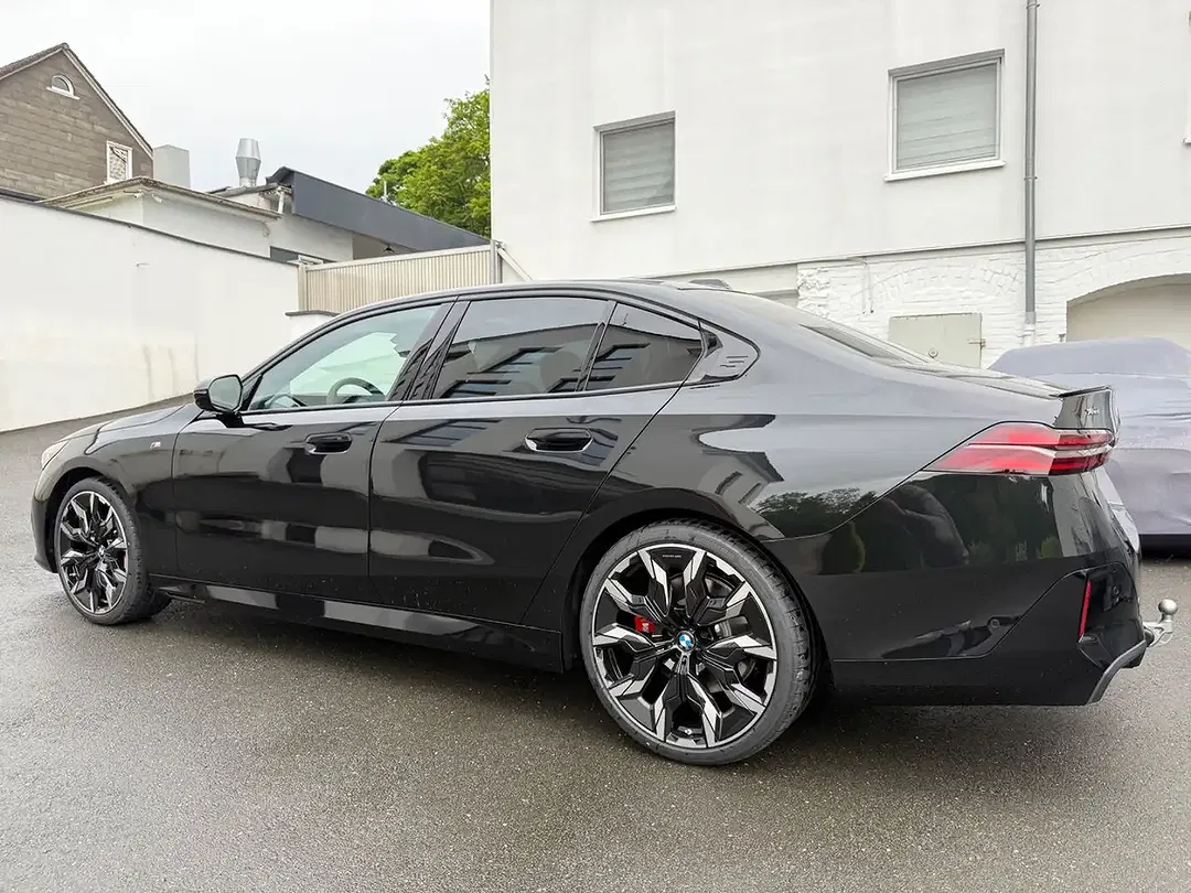 BMW 520 xDrive M Sport Pro - Thumbnail 12