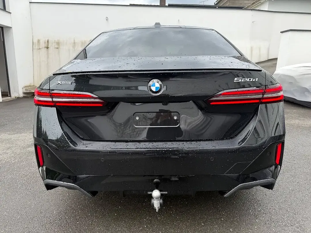 BMW 520 xDrive M Sport Pro - Thumbnail 5