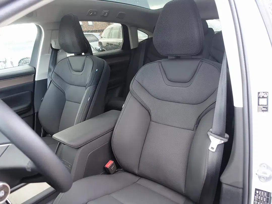 Volvo ES90 Single Motor Extended Range Ultra - Thumbnail 11