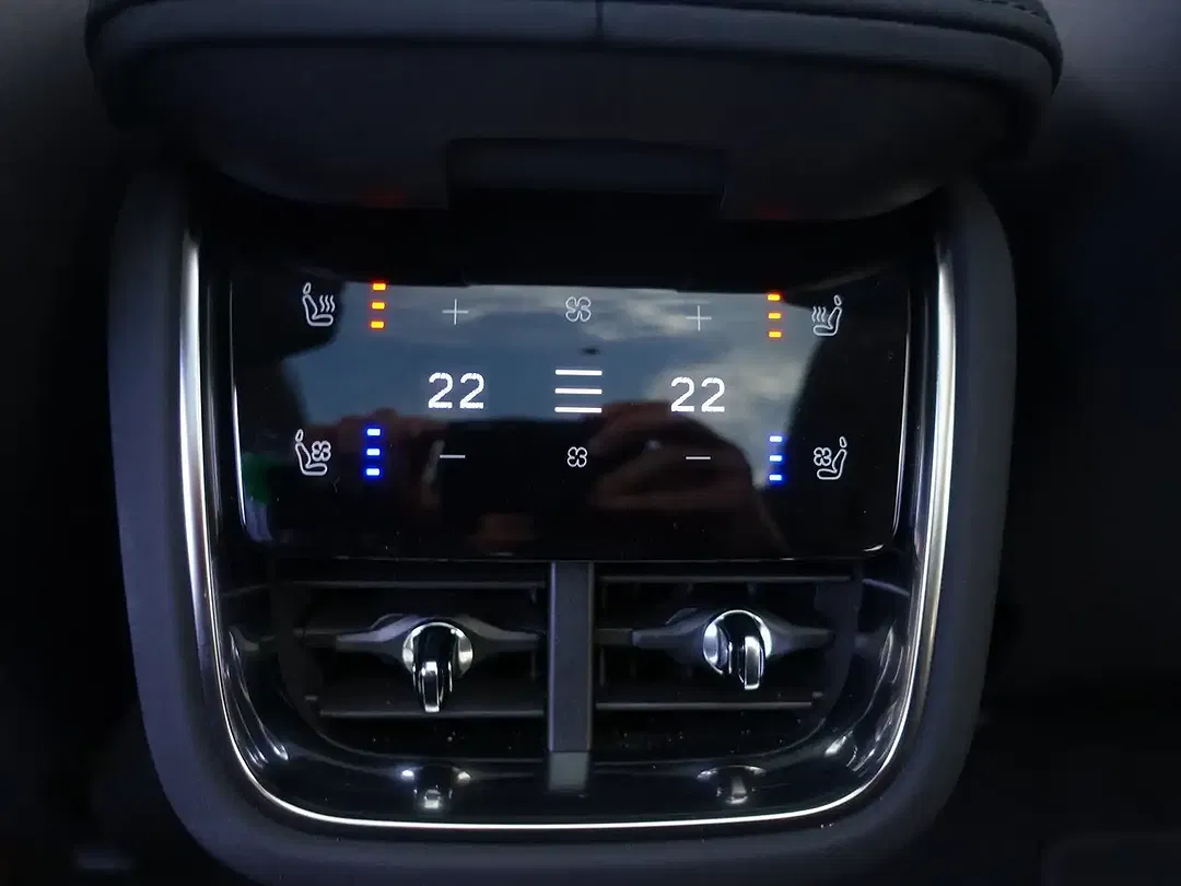 Volvo ES90 Single Motor Extended Range Ultra - Thumbnail 14