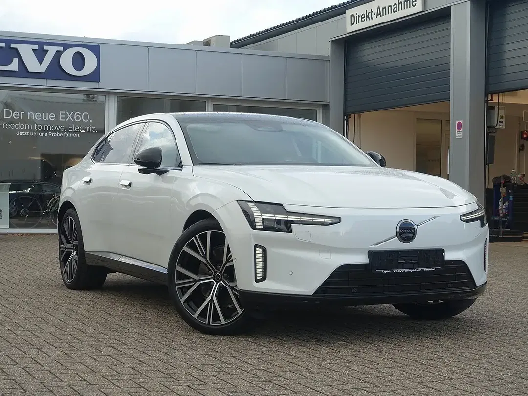 Volvo ES90 Single Motor Extended Range Ultra - Thumbnail 3