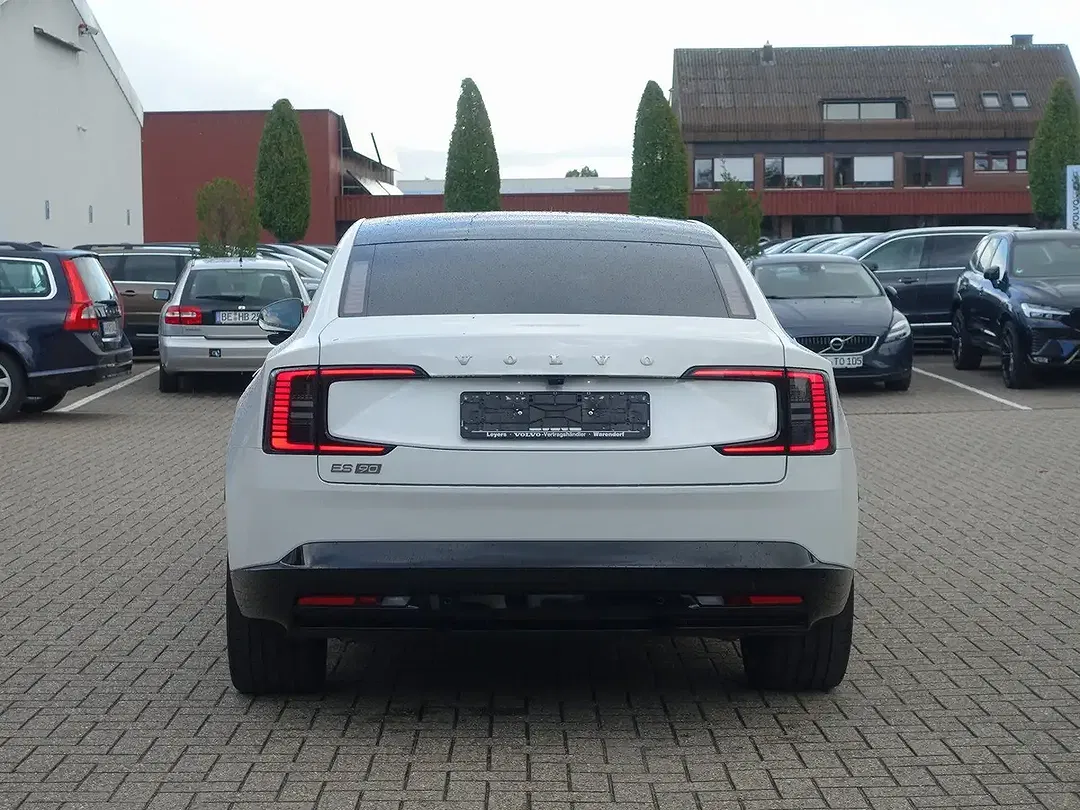 Volvo ES90 Single Motor Extended Range Ultra - Thumbnail 5