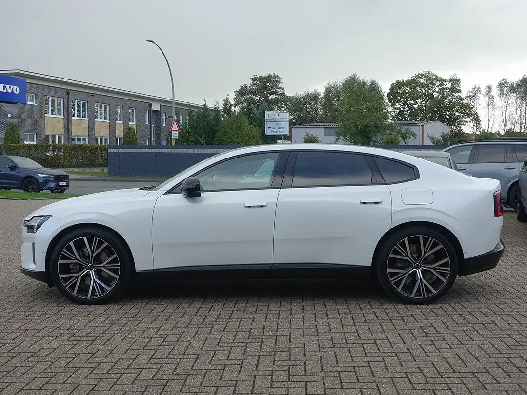 Volvo ES90 Single Motor Extended Range Ultra - Thumbnail 6