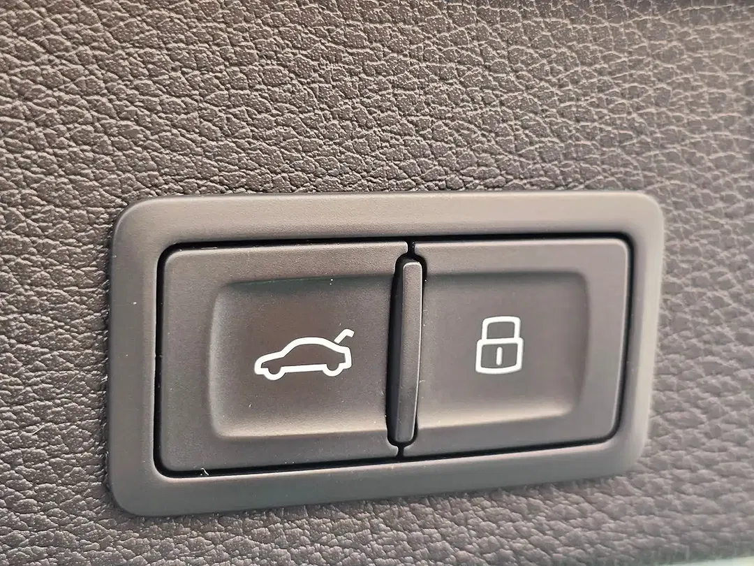 Audi RS Q3 2.5 TFSI quattro - Thumbnail 10