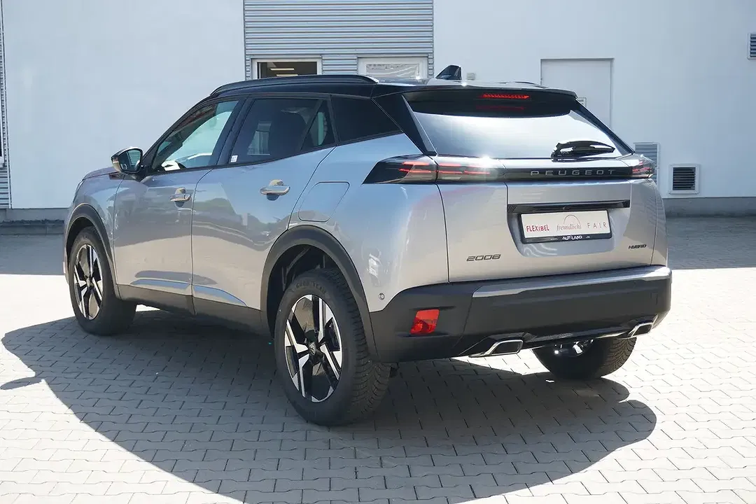 Peugeot 2008 145 AUT Hybrid GT - Thumbnail 6