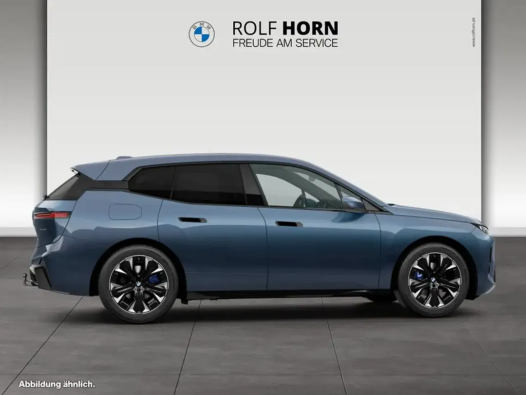 BMW iX xDrive M - Thumbnail 8