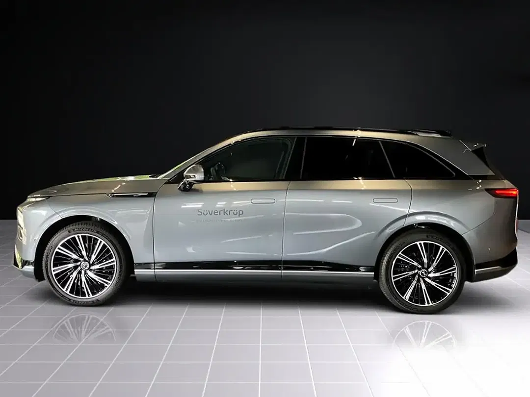 Xpeng G9 AWD Performance - Thumbnail 10