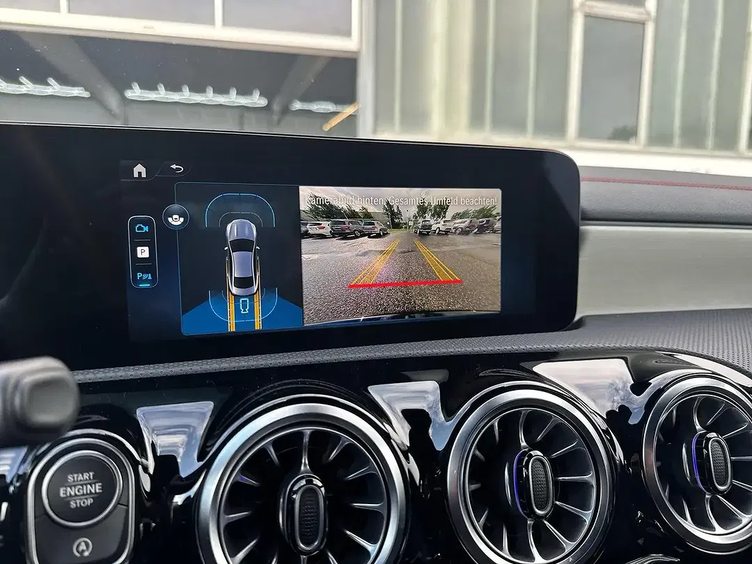 Mercedes-Benz CLA 200 AMG Line Plus - Thumbnail 10