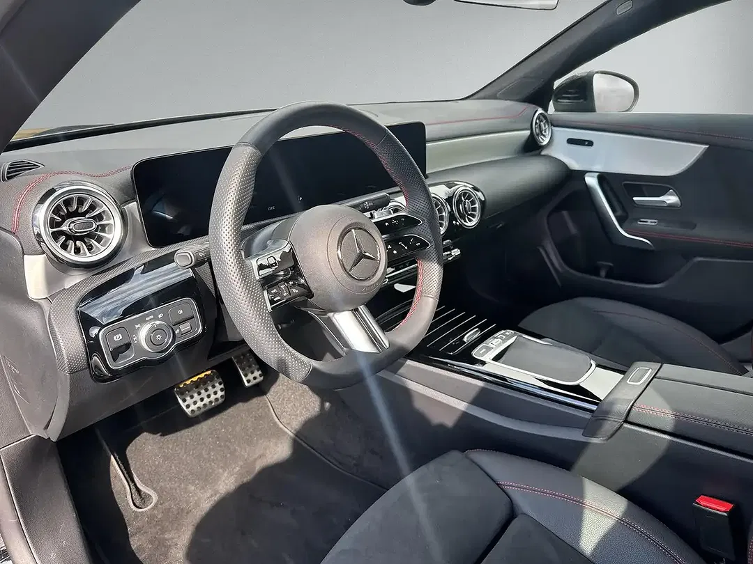 Mercedes-Benz CLA 200 AMG Line Plus - Thumbnail 11