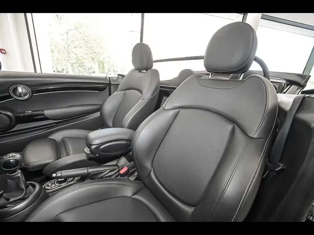MINI Cooper Cabrio Classic Trim - Thumbnail 18