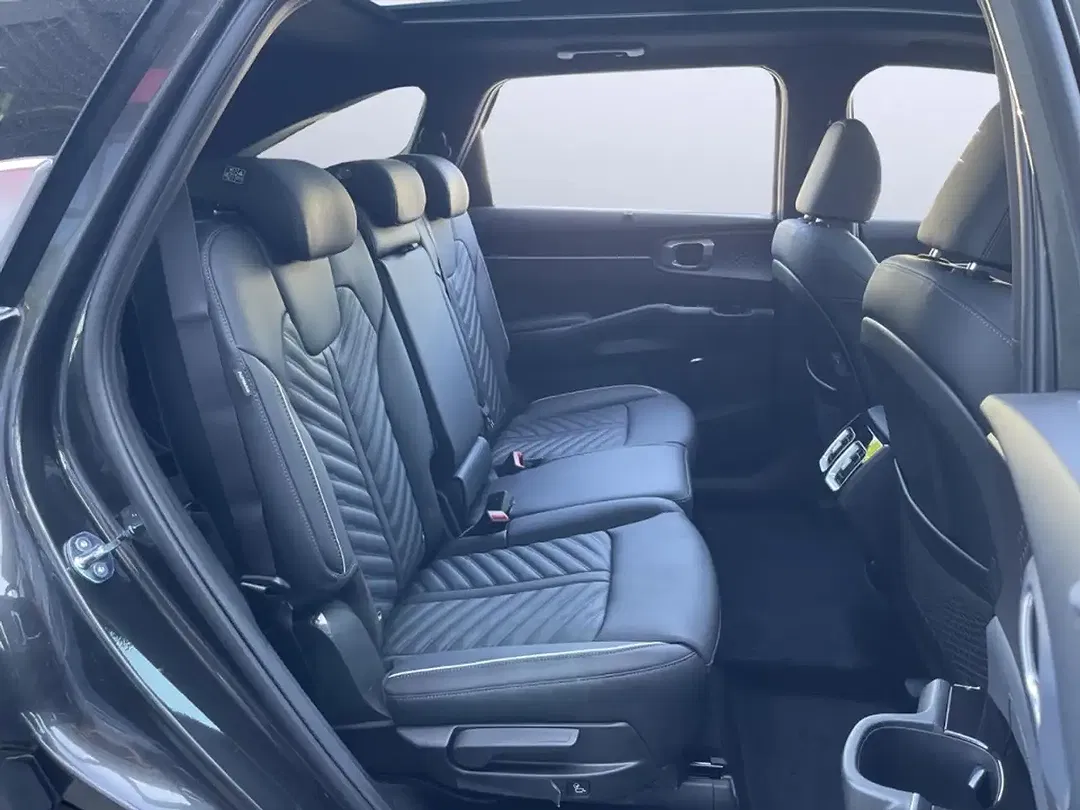Kia Sorento 2.2 CRDi 4WD Platinum - Thumbnail 9