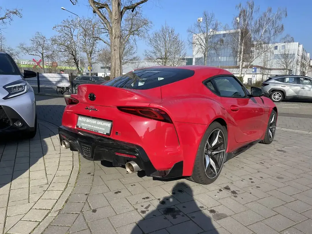 Toyota Supra AUT Legend - Thumbnail 3