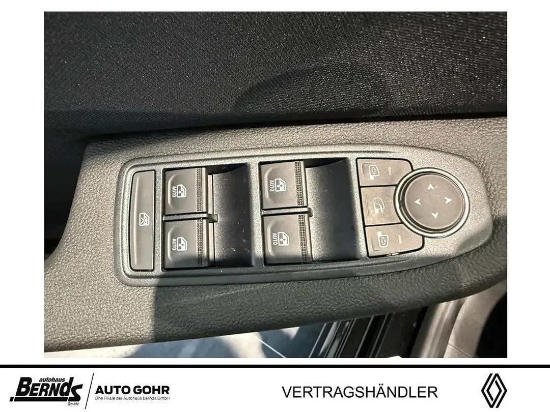 Renault Clio E-Tech Hybrid - Thumbnail 10