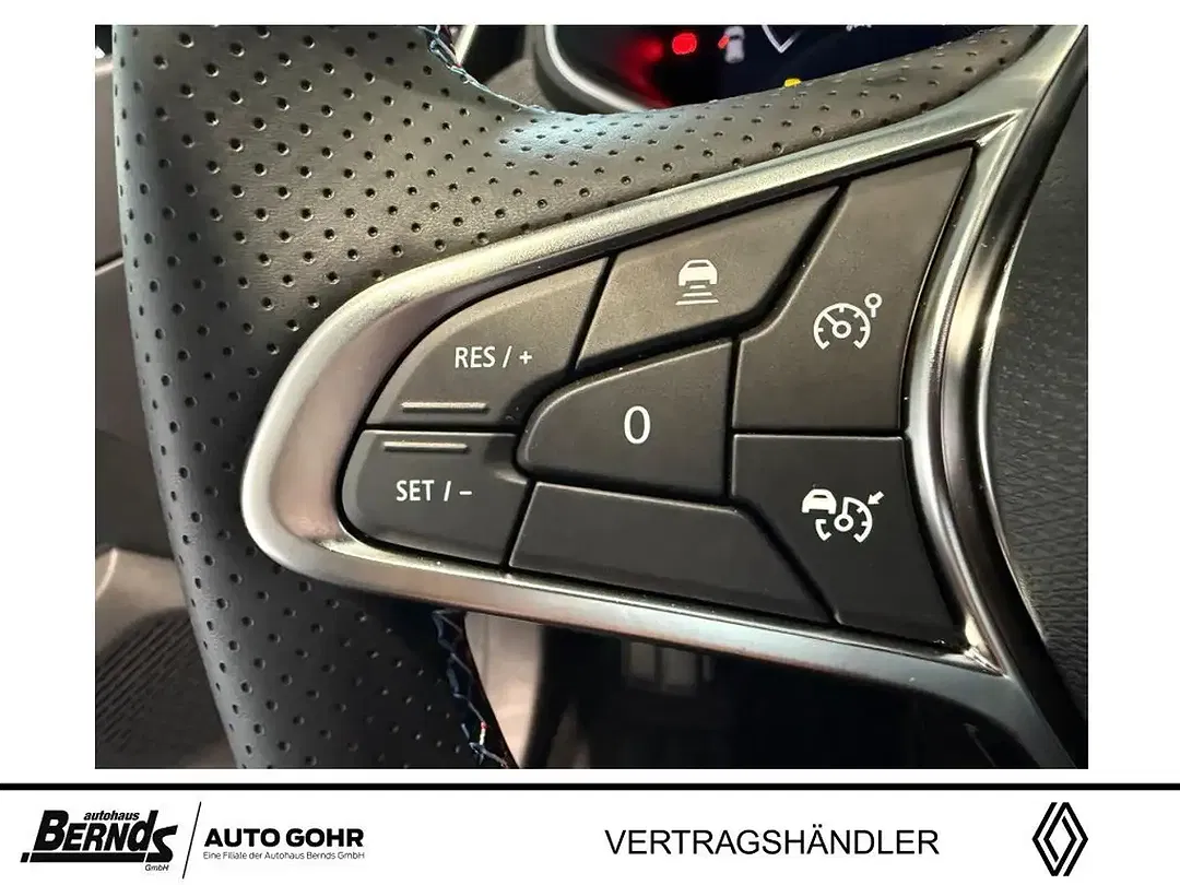 Renault Clio E-Tech Hybrid - Thumbnail 13