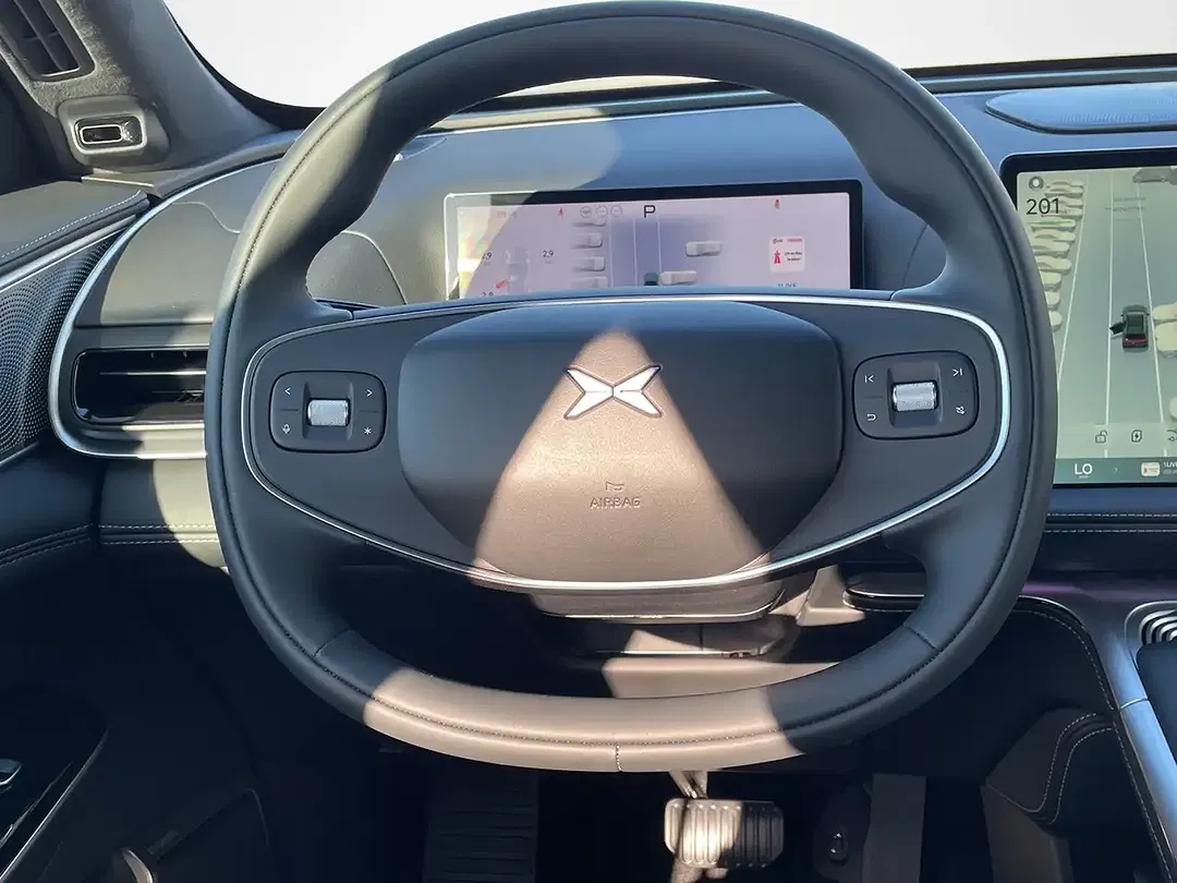 Xpeng G9 AWD Performance Premium - Thumbnail 8