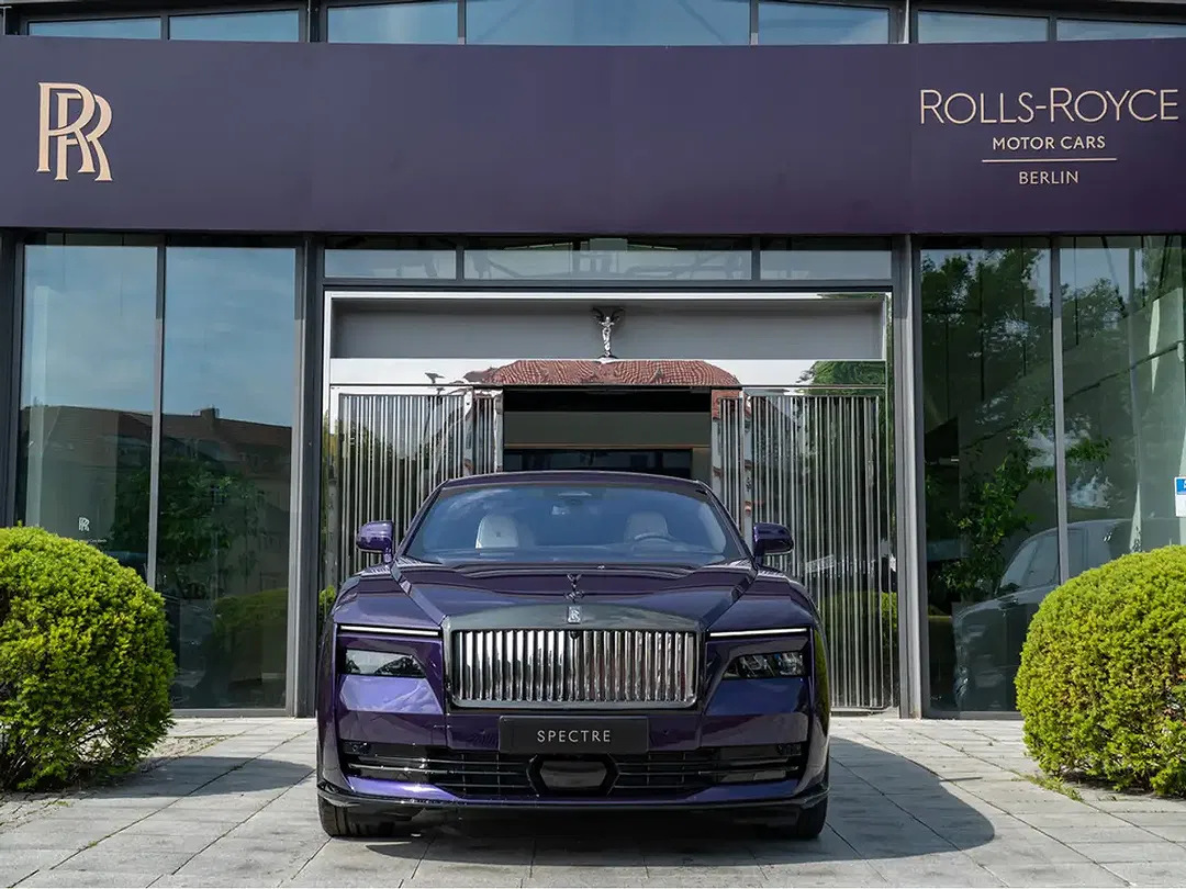 Rolls-Royce Spectre Black Badge - Thumbnail 4
