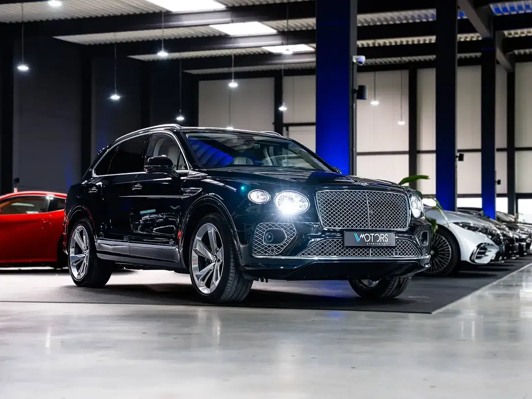 Bentley Bentayga PHEV First Edition - Thumbnail 5