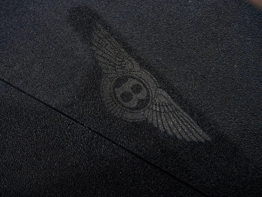Bentley Bentayga PHEV First Edition - Thumbnail 8