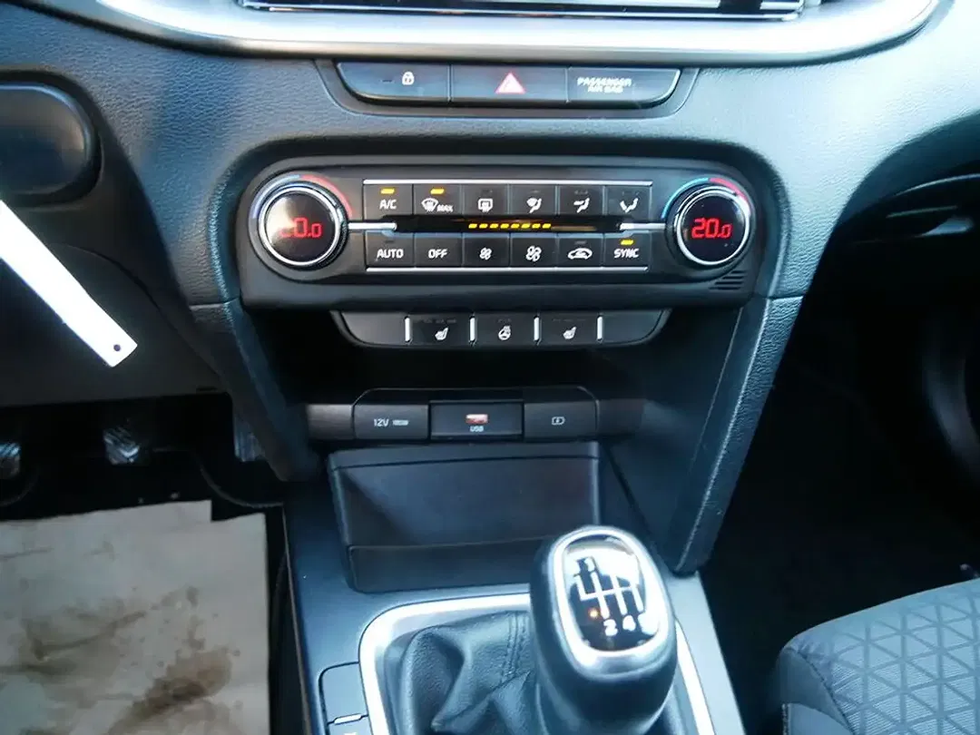 Kia XCeed 1.5 T-GDI - Thumbnail 14