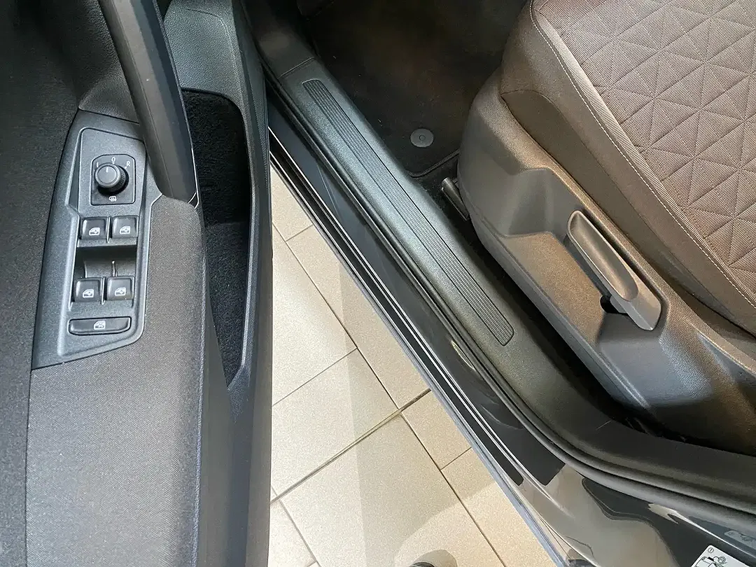 Volkswagen Tiguan 2.0 TSI DSG AUT 4Motion Life - Thumbnail 11