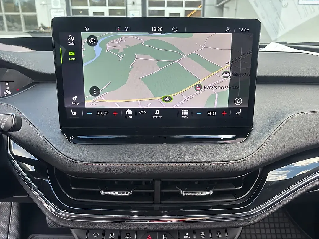 Skoda Enyaq 80 iV Suite - Thumbnail 12