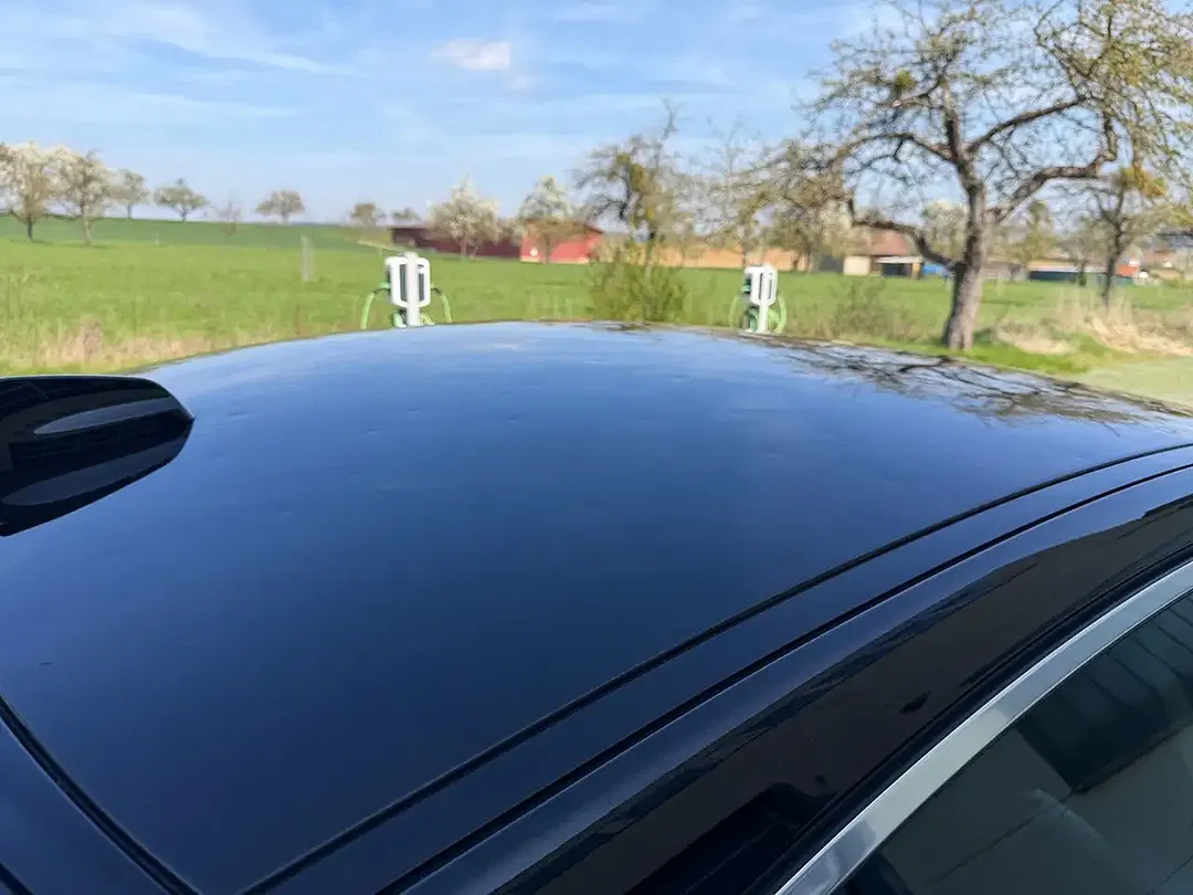 Jaguar XE S - Thumbnail 15