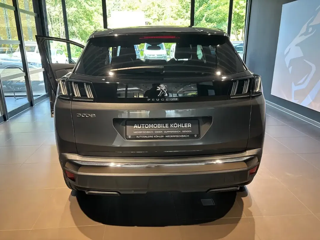 Peugeot 3008 PureTech EAT8 Allure - Thumbnail 4
