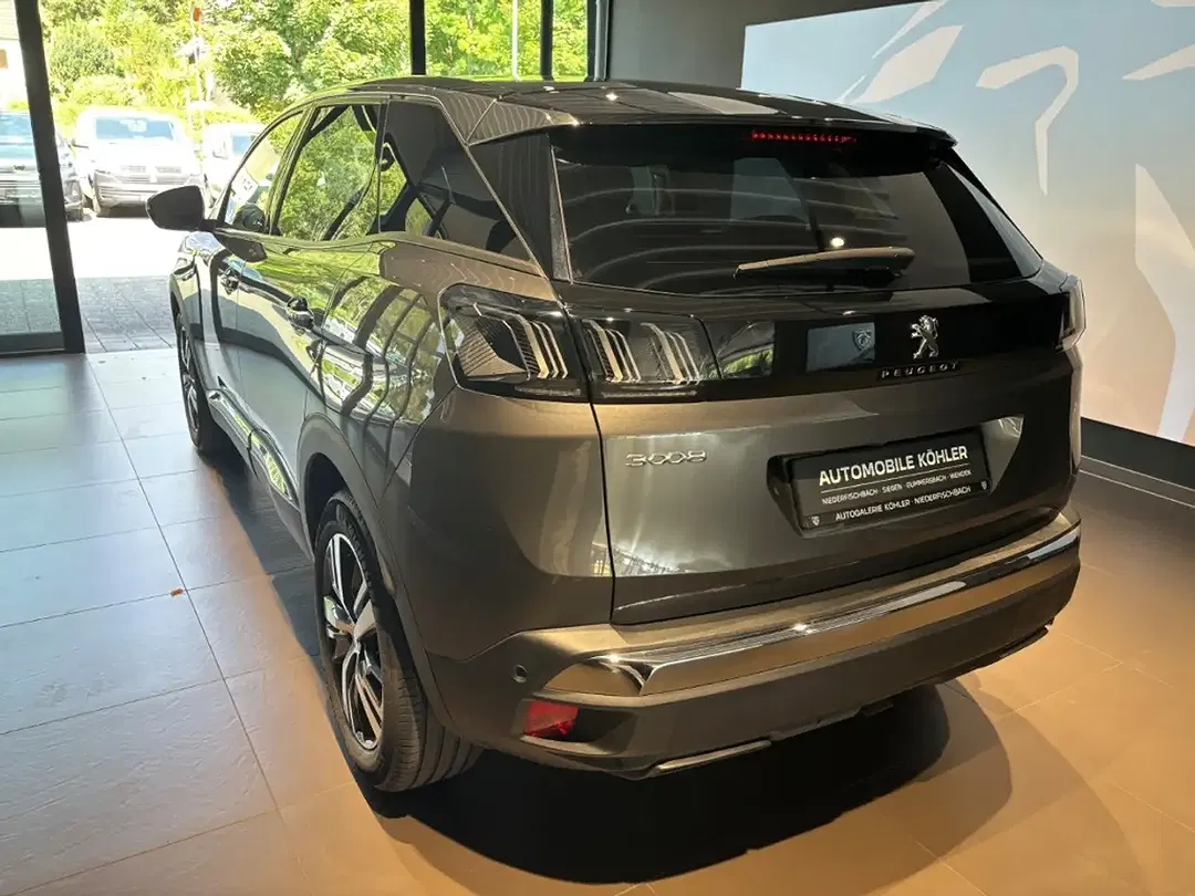 Peugeot 3008 PureTech EAT8 Allure - Thumbnail 5