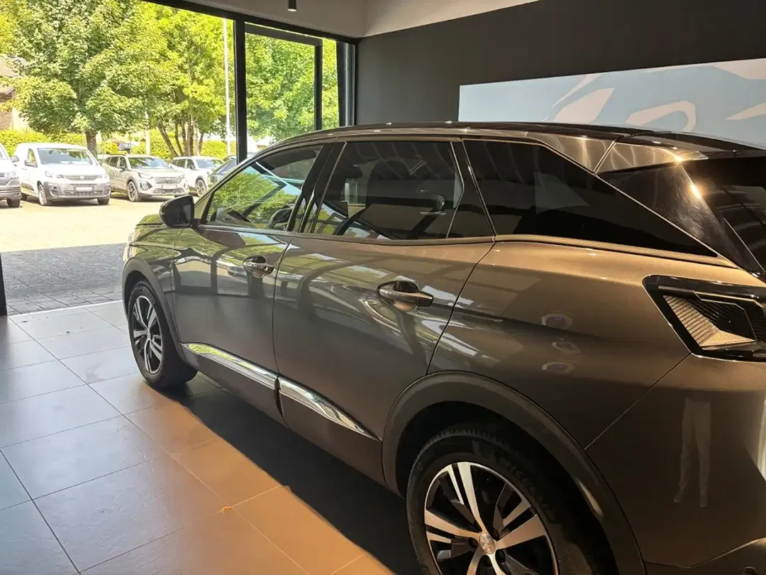 Peugeot 3008 PureTech EAT8 Allure - Thumbnail 8