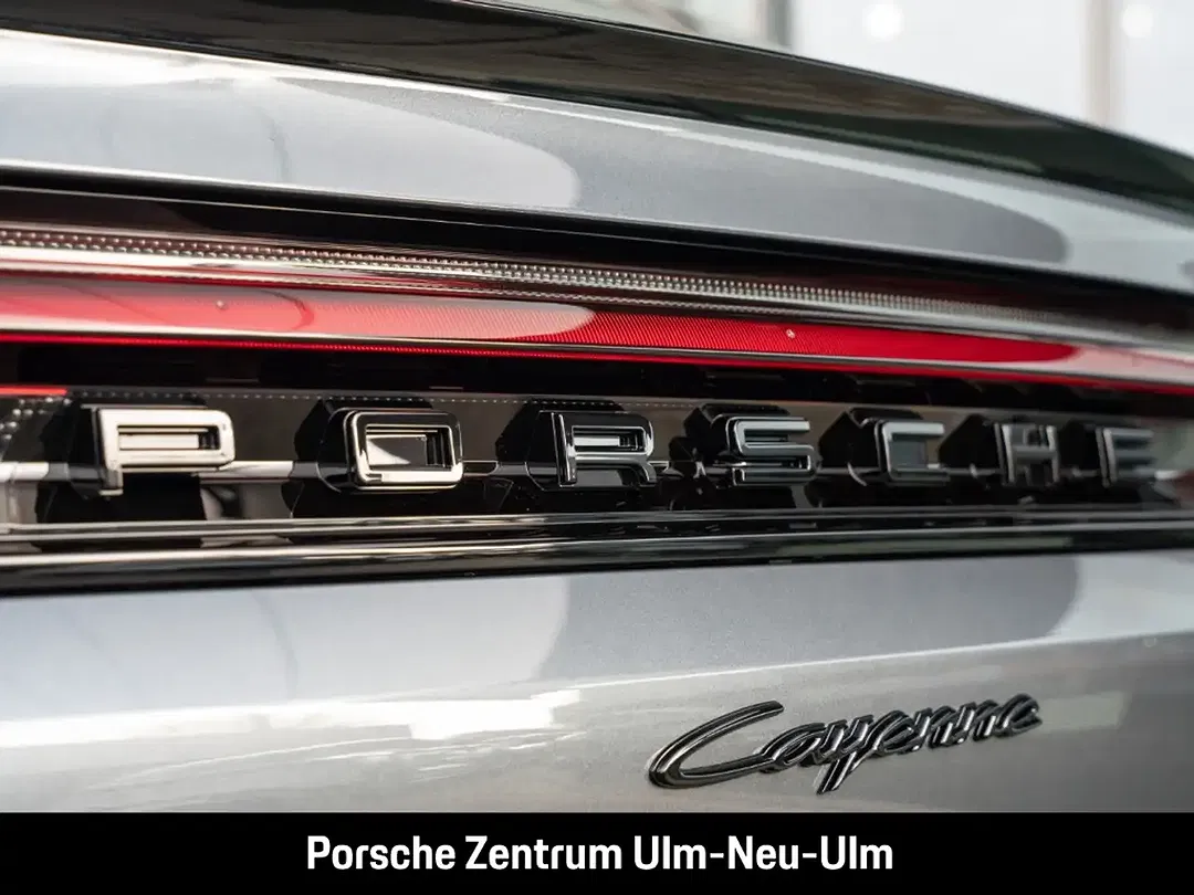 Porsche Cayenne E-Hybrid Coupe Edition - Thumbnail 14