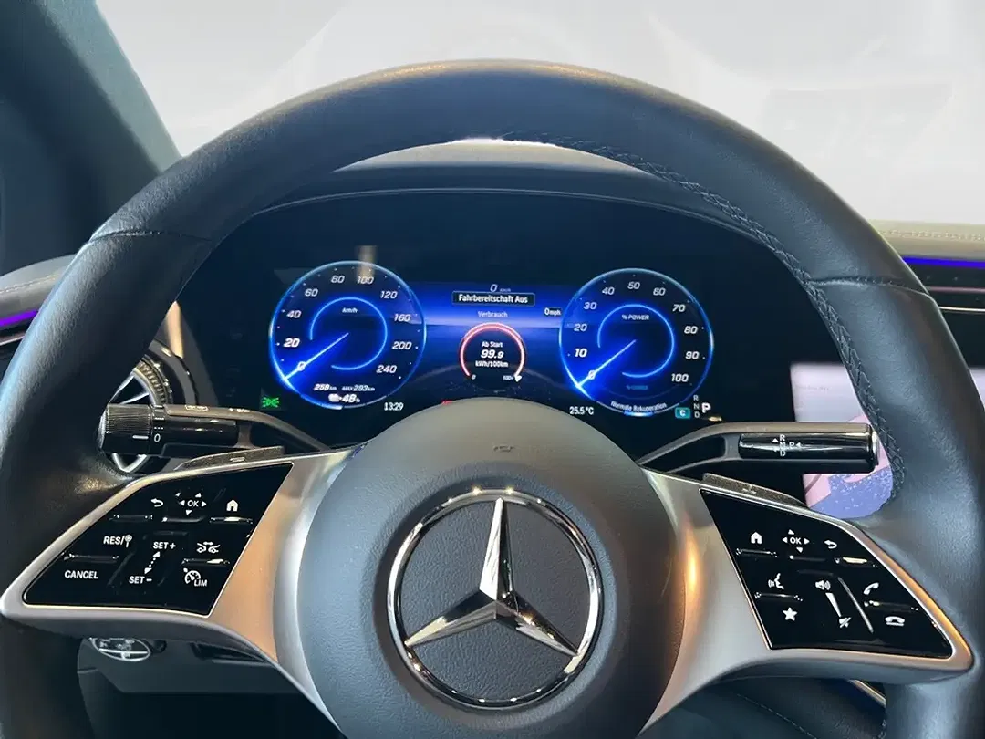 Mercedes-Benz EQE 500 EQ 4MATIC AMG Line - Thumbnail 11