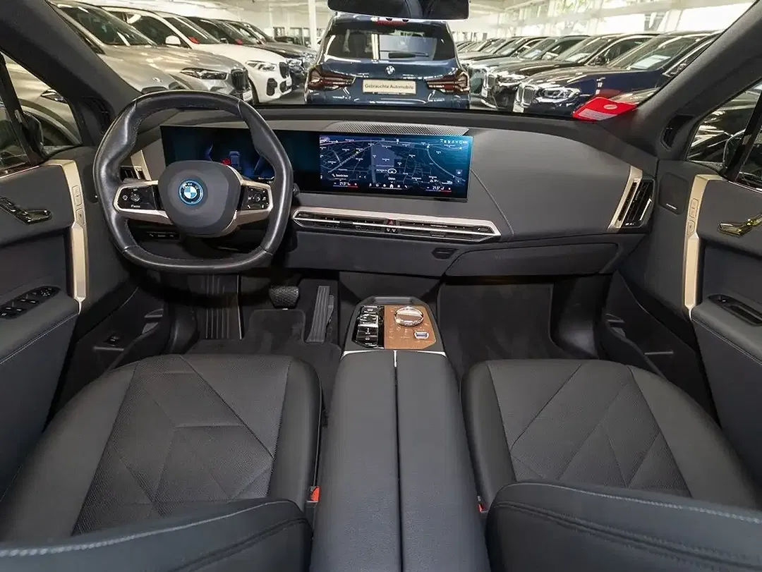 BMW iX xDrive M Sport - Thumbnail 12