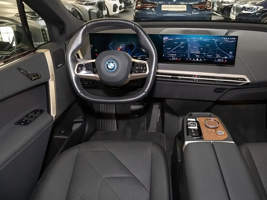 BMW iX xDrive M Sport - Thumbnail 7
