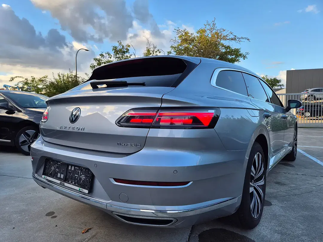 Volkswagen Arteon 1.4 PHEV eHybrid Shooting Brake - Thumbnail 9