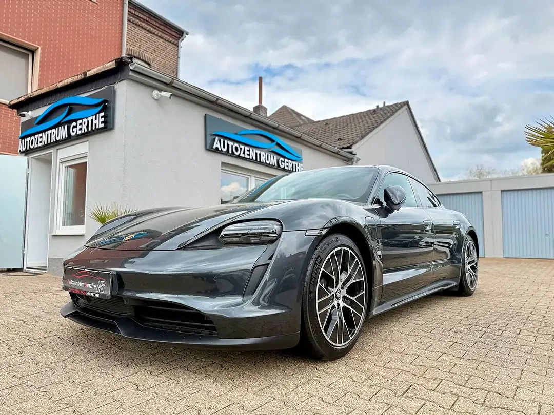 Porsche Taycan Performance - foto 2