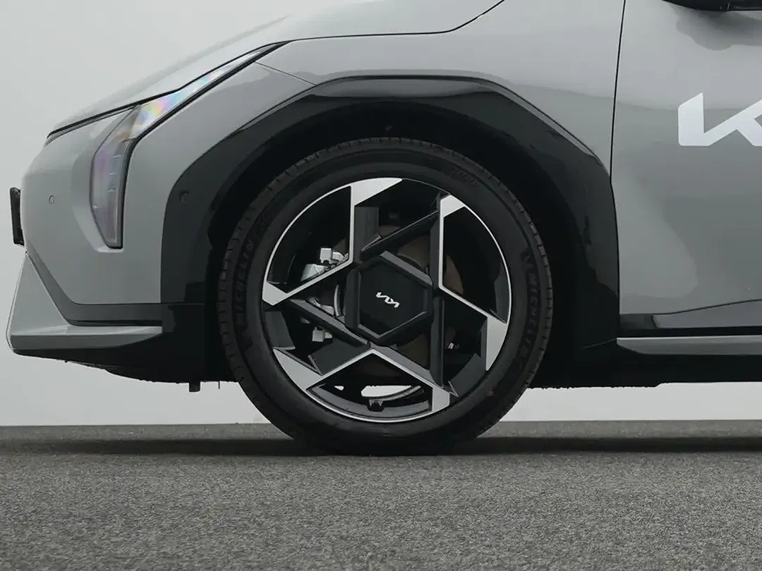 Kia EV4 GT-Line - Thumbnail 8