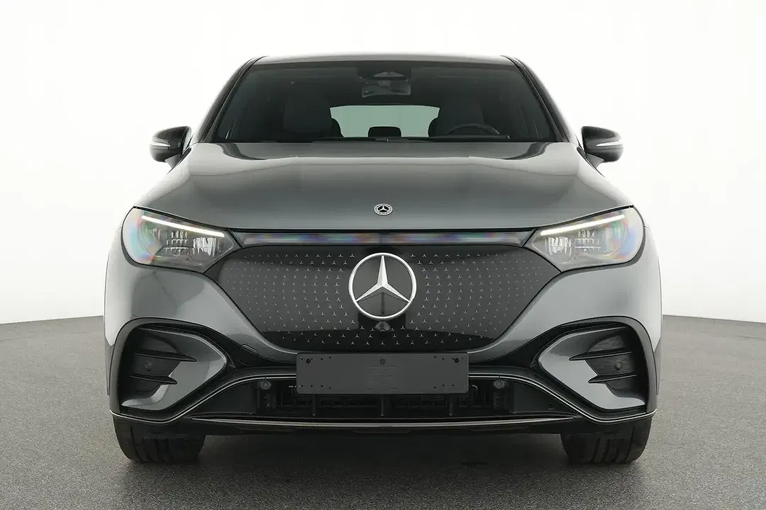 Mercedes-Benz EQE 300 AMG Line Night - Thumbnail 6