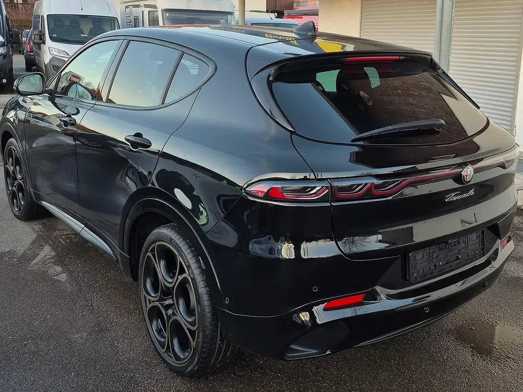 Alfa Romeo Tonale 1.5 VGT Hybrid Intensa - Thumbnail 4