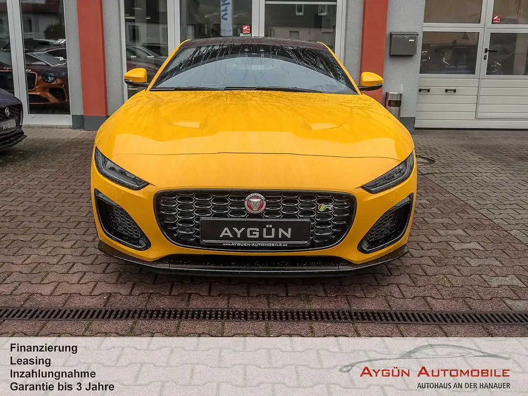 Jaguar F-Type Coupe R - Thumbnail 6