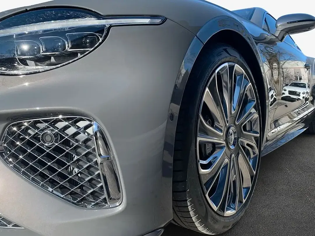 Bentley Continental GT 4.0 V8 Hybrid Mulliner - foto 1