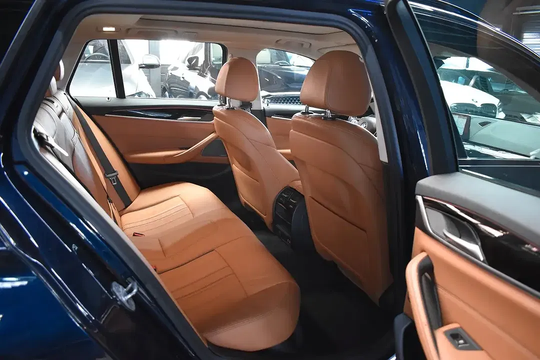 BMW 520 Touring Sport Line - Thumbnail 4