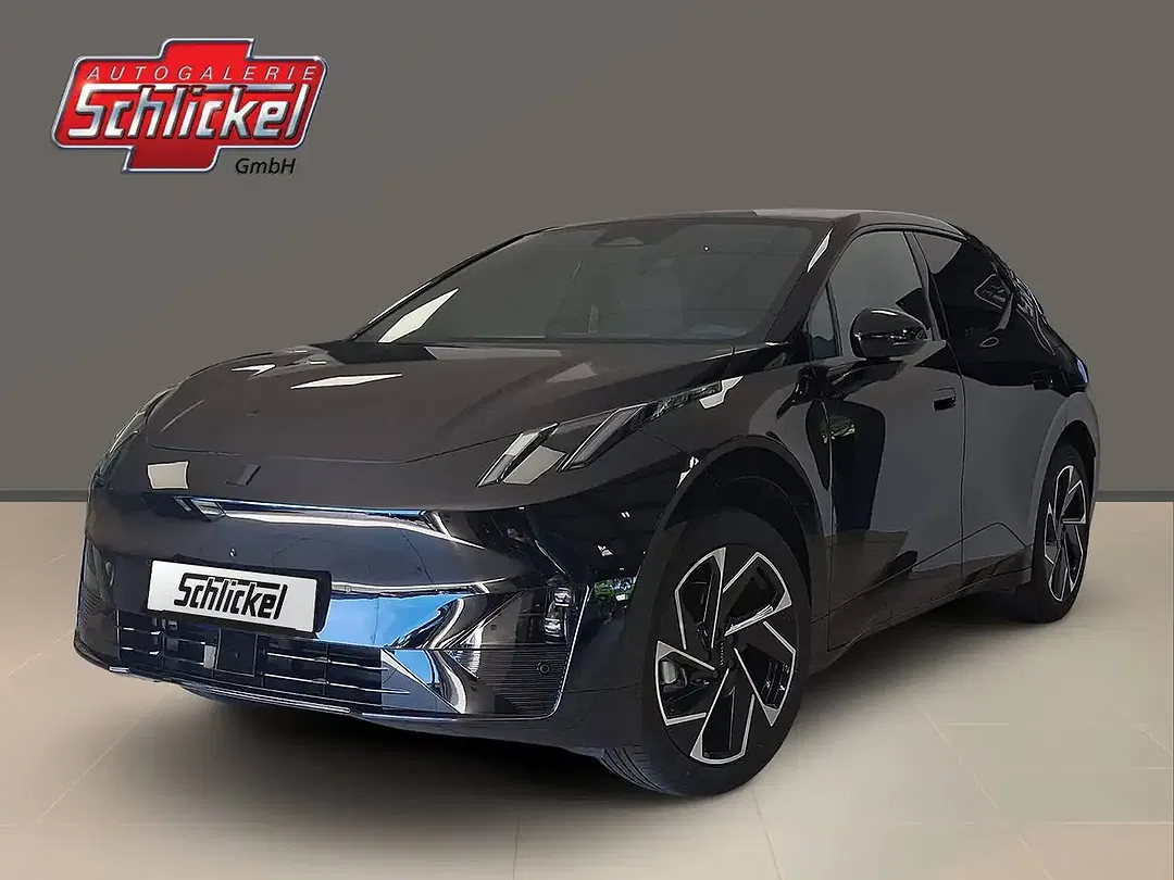 Lynk & Co 02 - foto 1