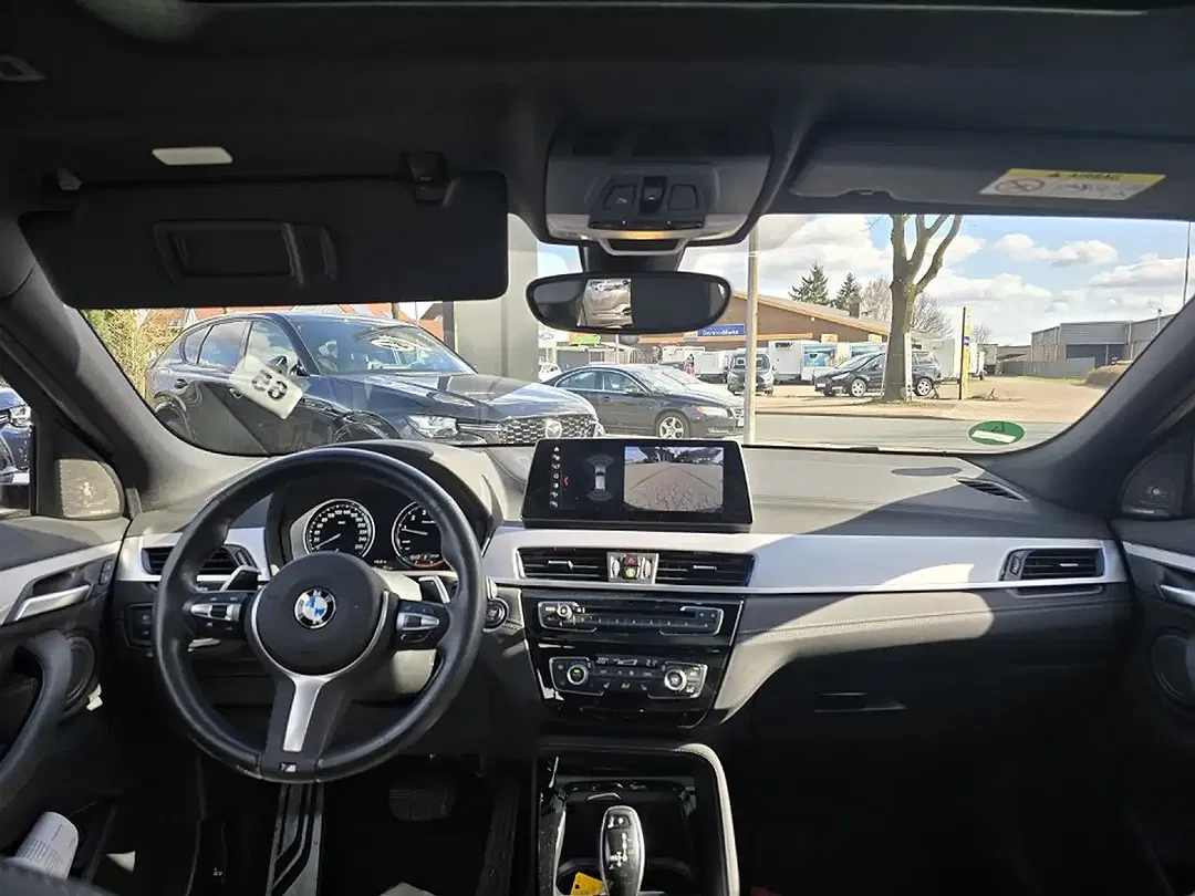 BMW X2 M - Thumbnail 3