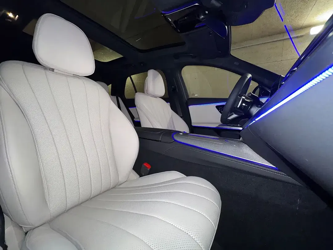 Mercedes-Benz E 220 AMG - Thumbnail 23
