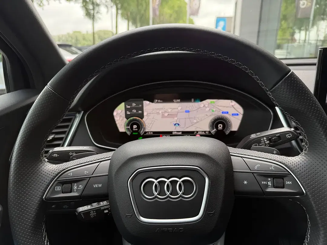 Audi Q5 PHEV - Thumbnail 9